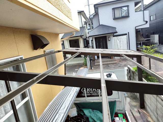 全体を見た屋根フレーム